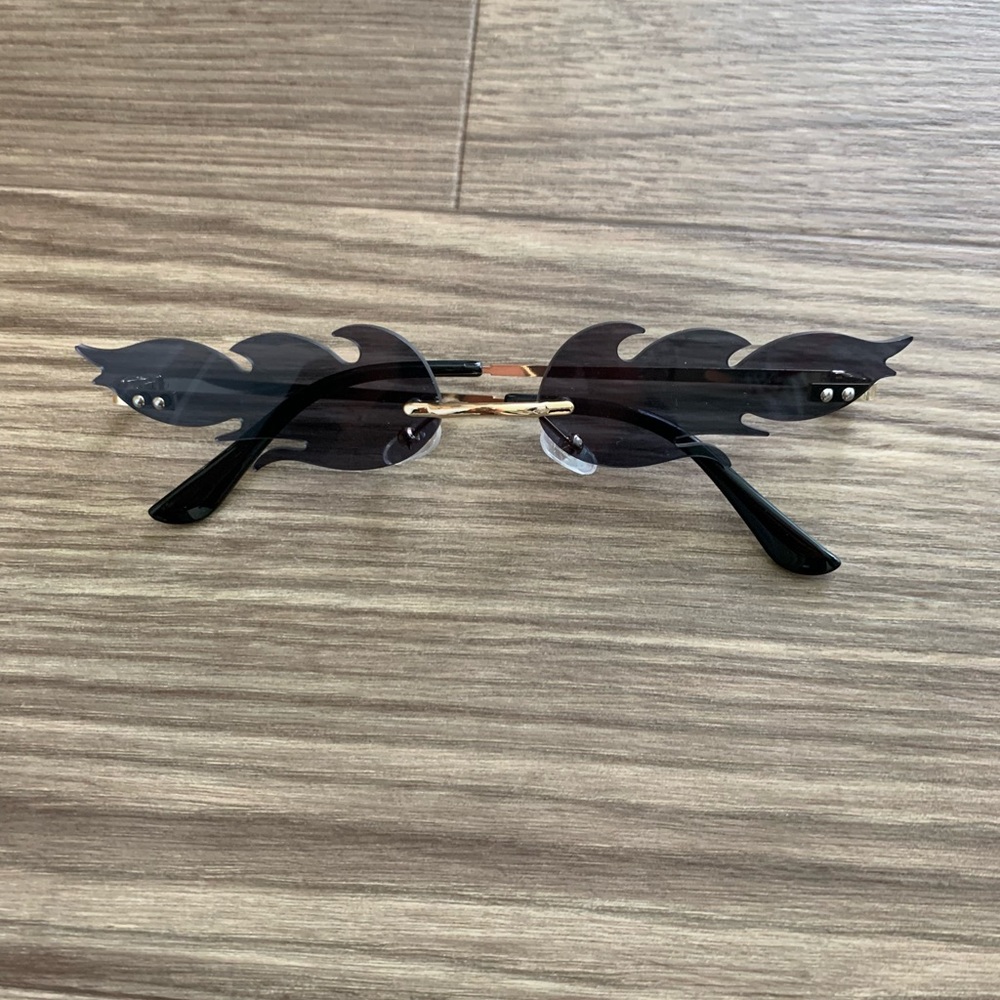 Flame glasses